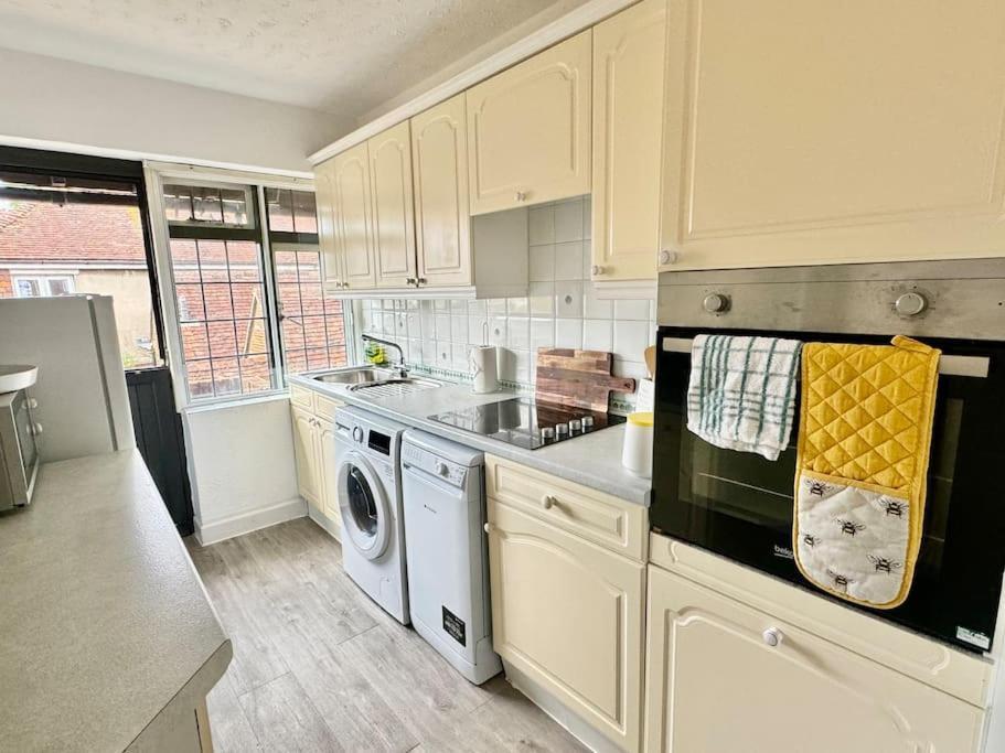 Sanctuary Apartment *